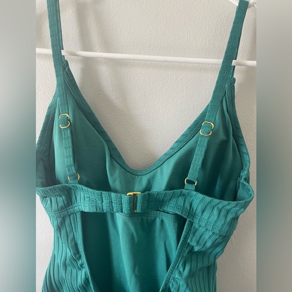 Emerald Green one piece swim bathing suit - Picture 4 of 5